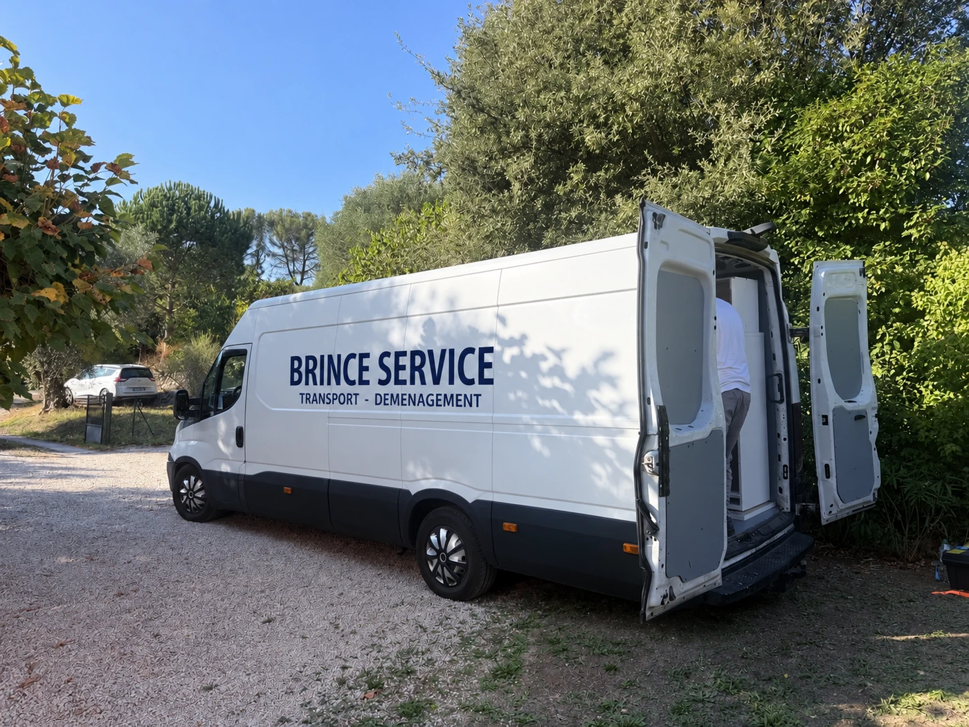Utilitaire Brince — vue latérale